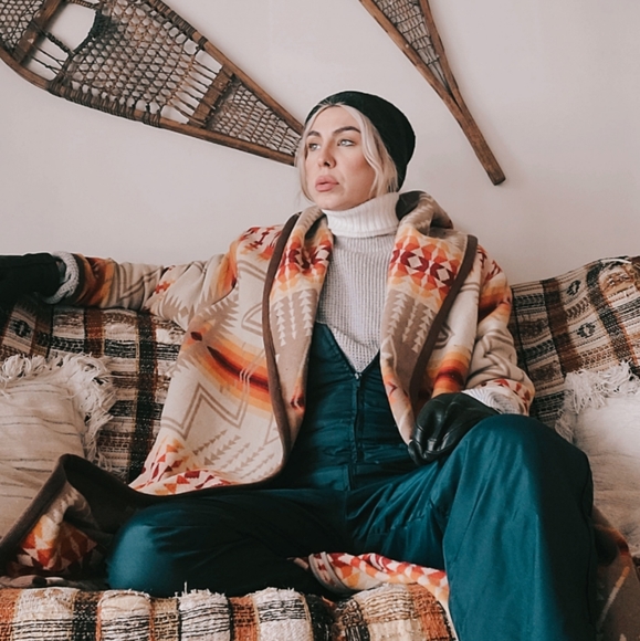 Meet your Posher, Tova - Picture 3 of 3